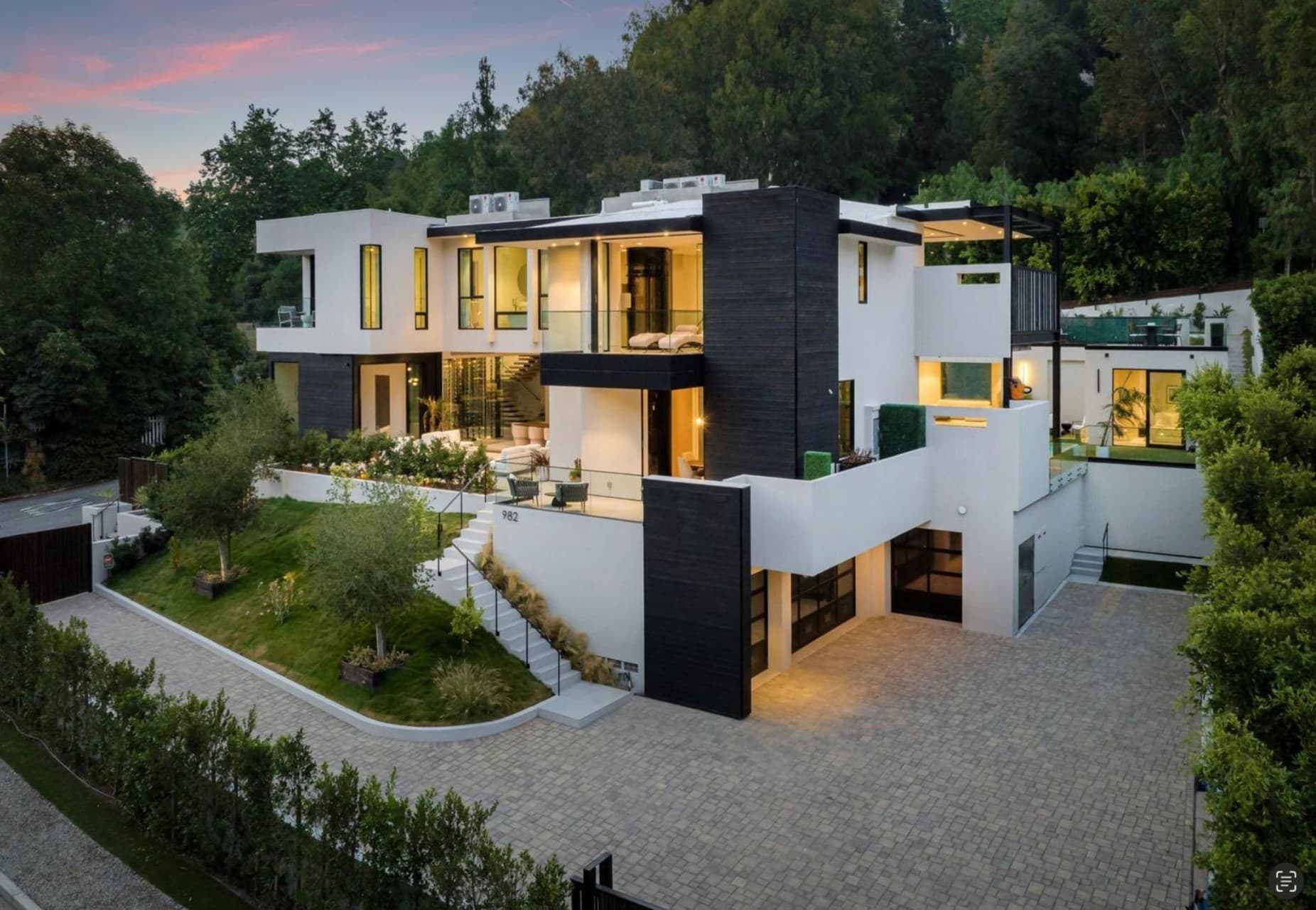 Villa Stone