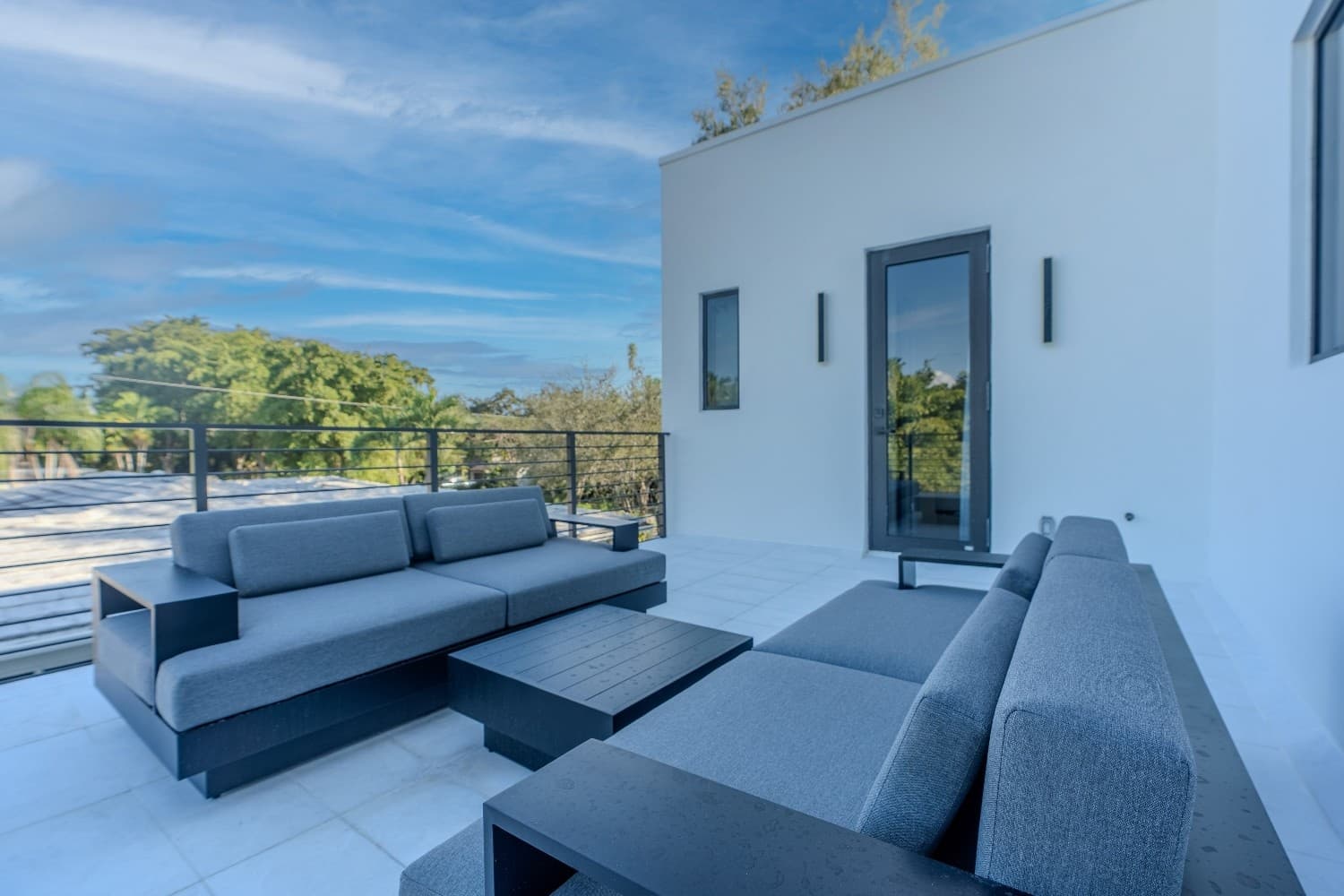 Villa Luna — image 94