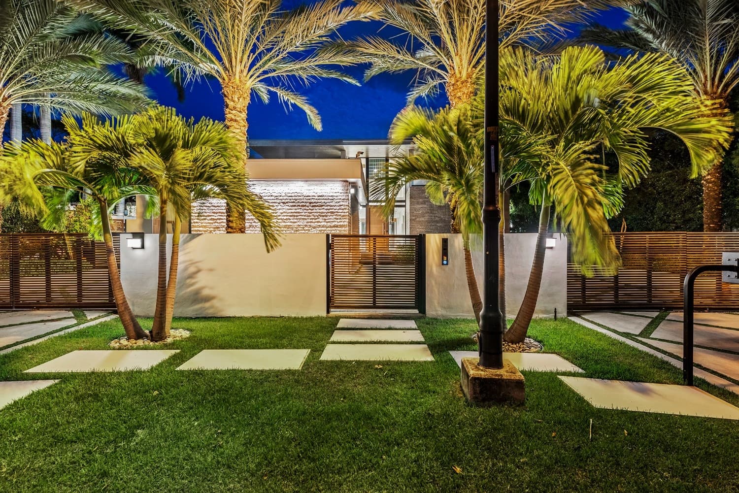 Villa Vendome — image 43