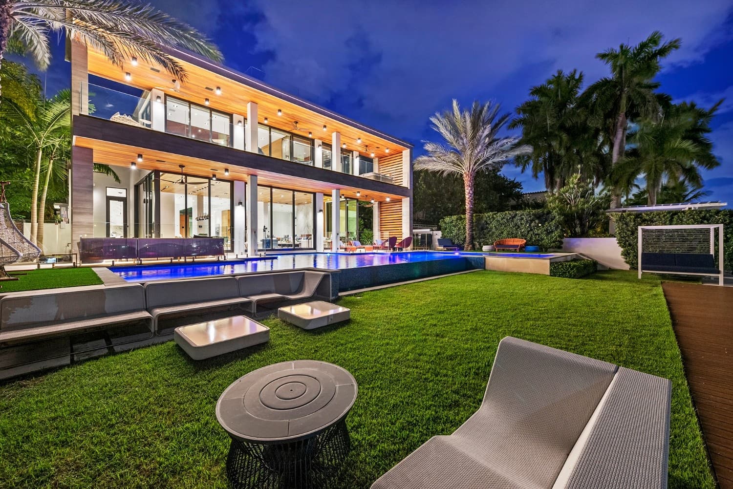 Villa Vendome — image 57