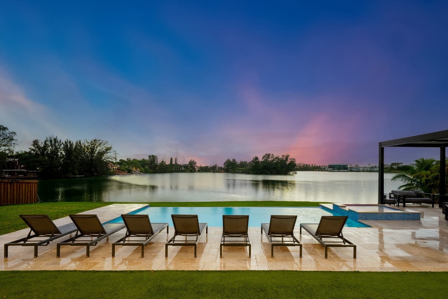 Casa Lago — image 21