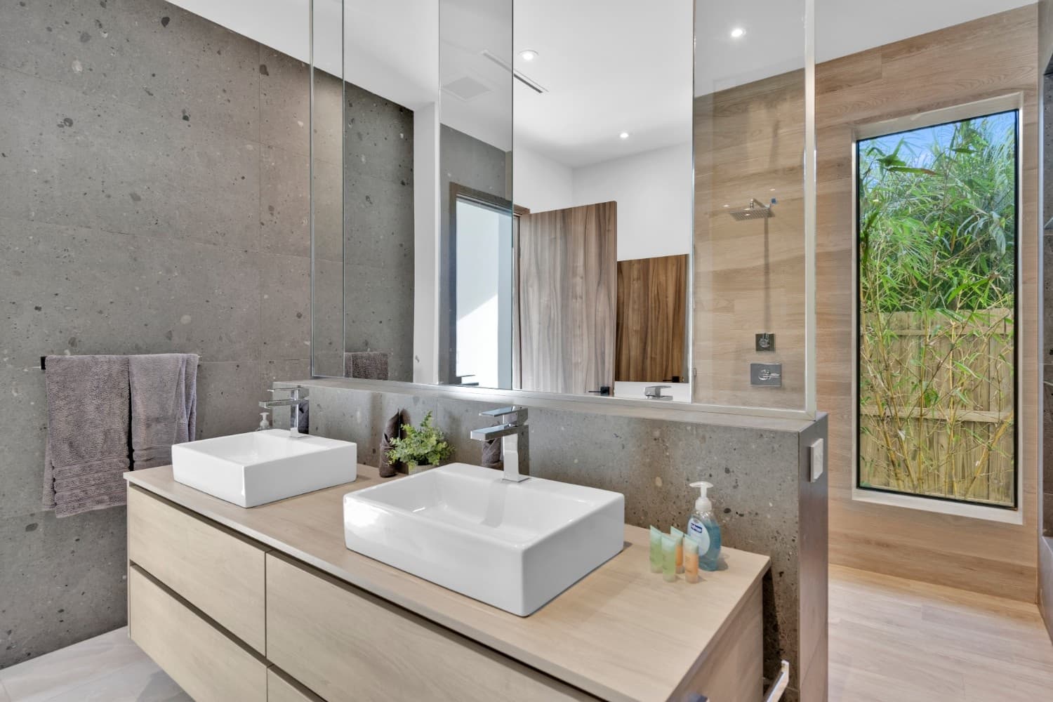 Casa Emerald — image 23