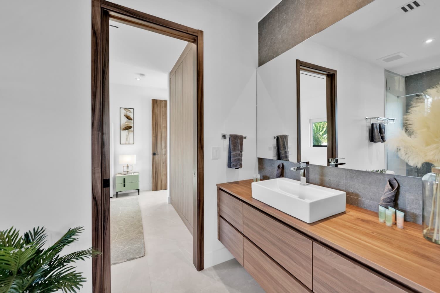 Casa Emerald — image 28