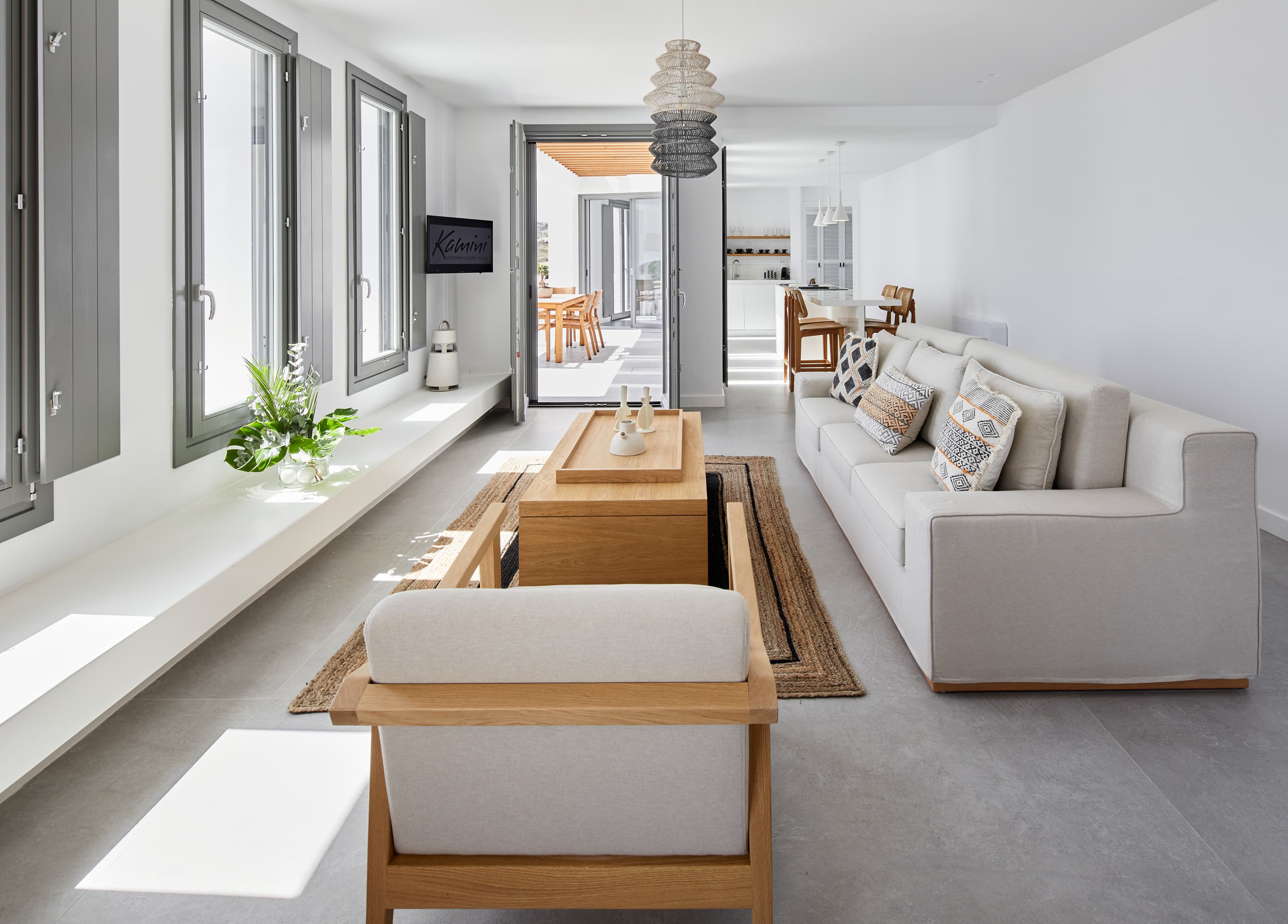 Kamini White — image 2