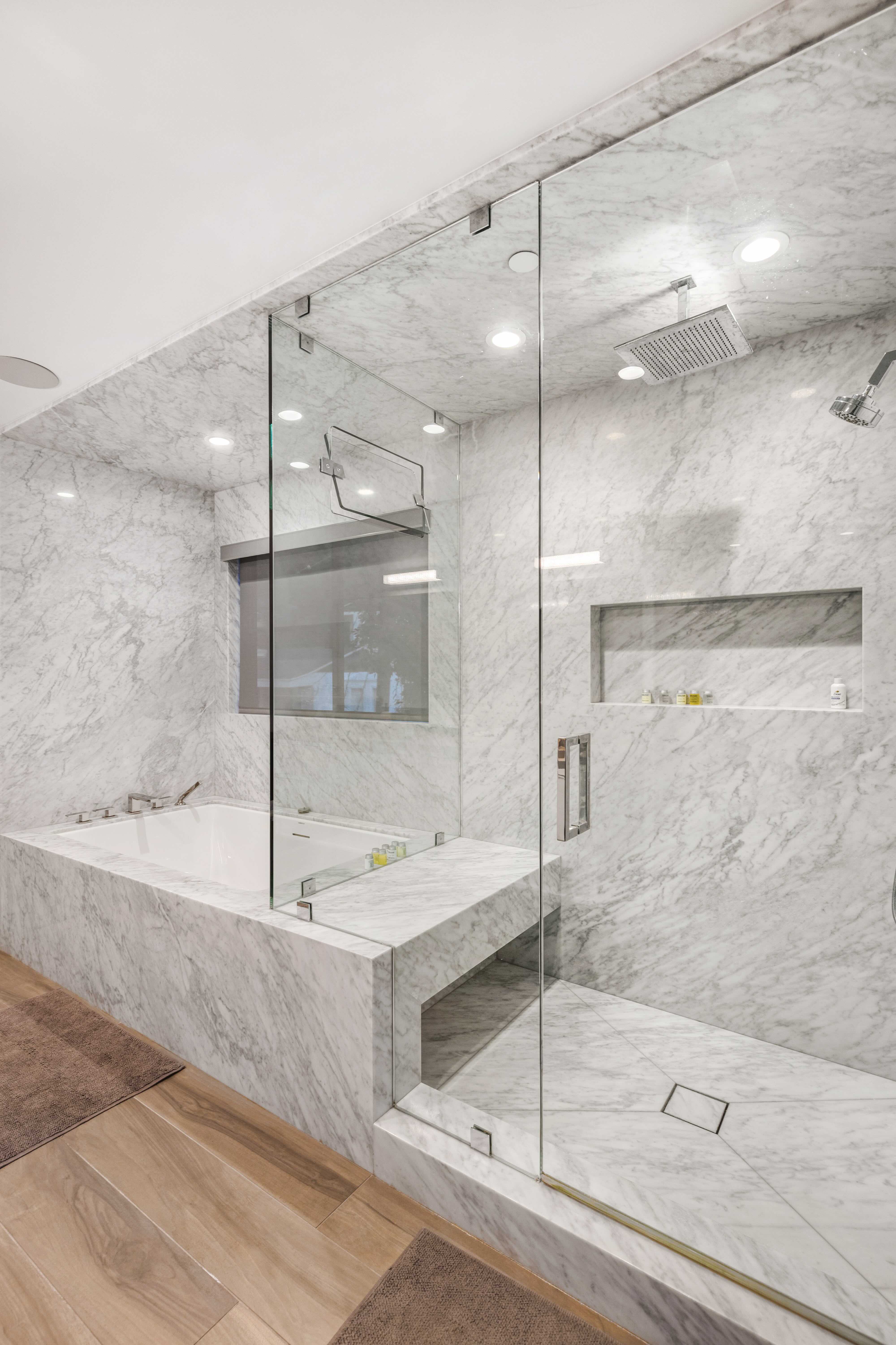 Villa Heights — image 20