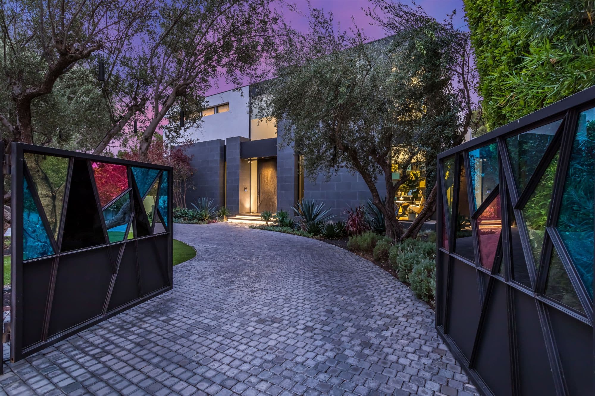Villa Rexford — image 36