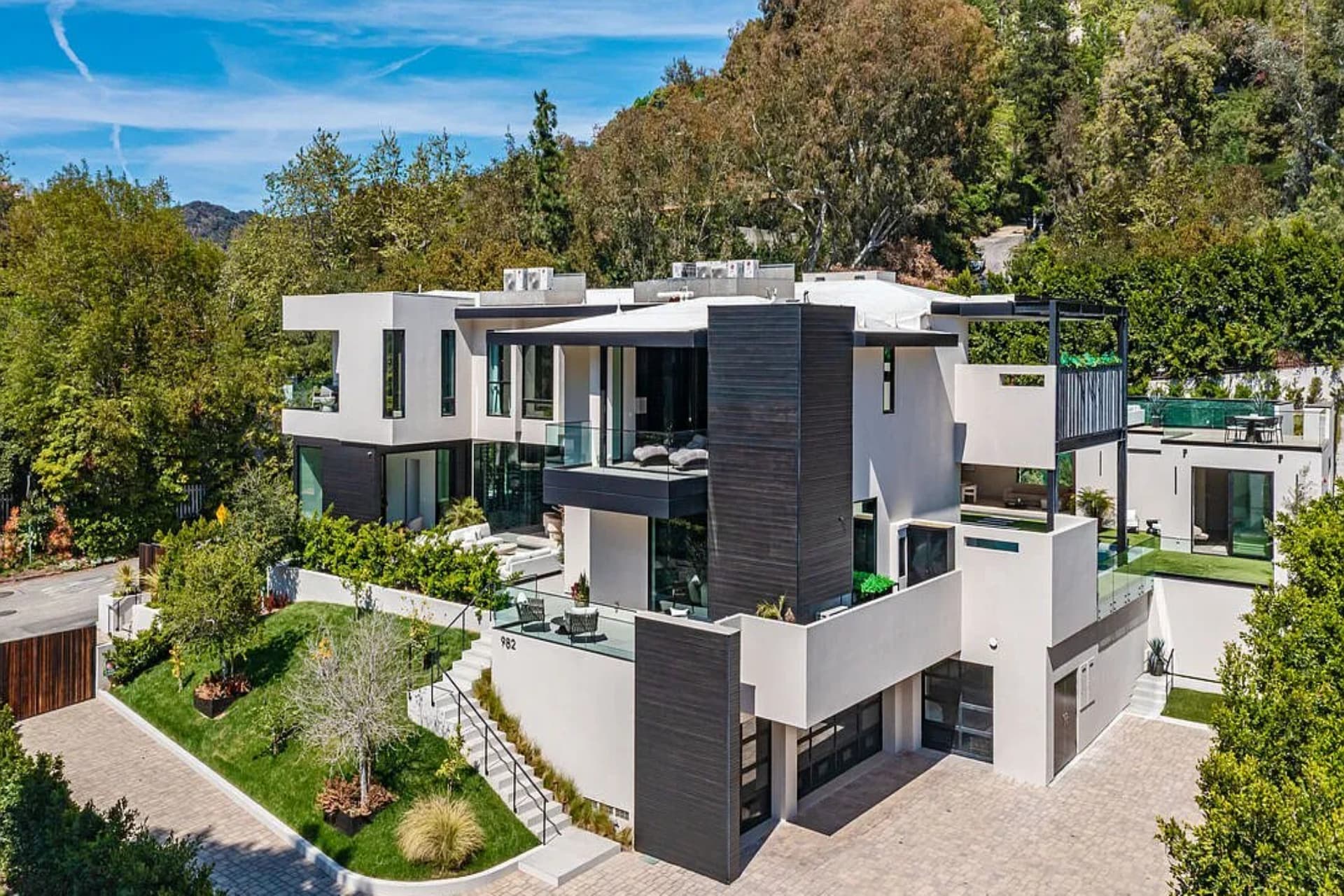 Villa Stone — image 16
