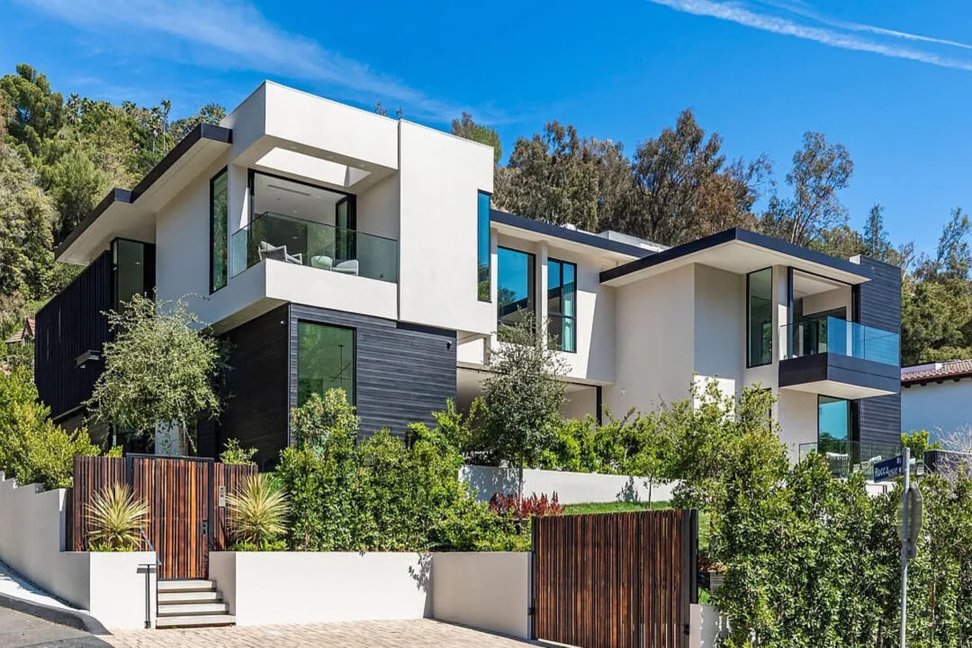Villa Stone — image 17