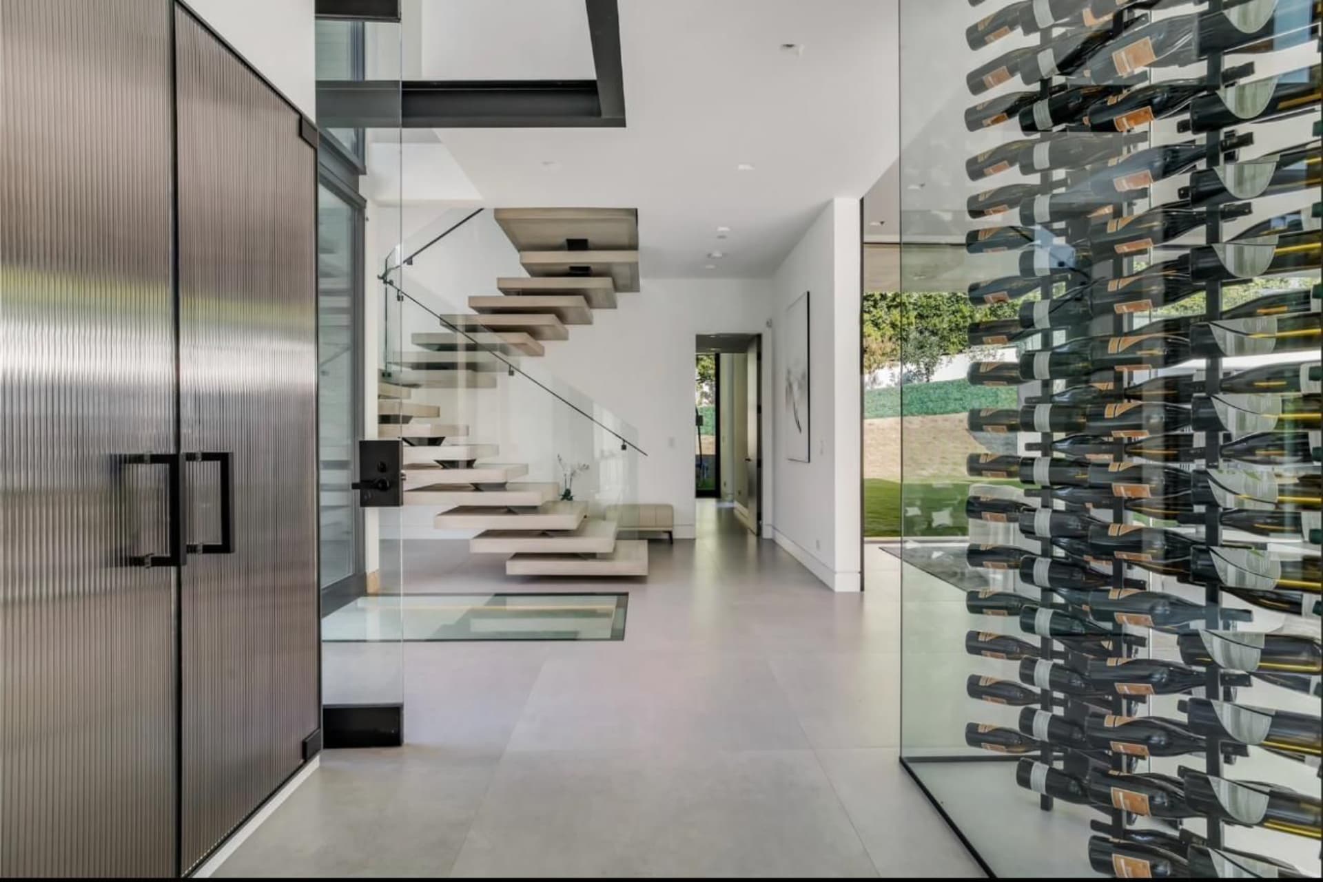 Villa Stone — image 49