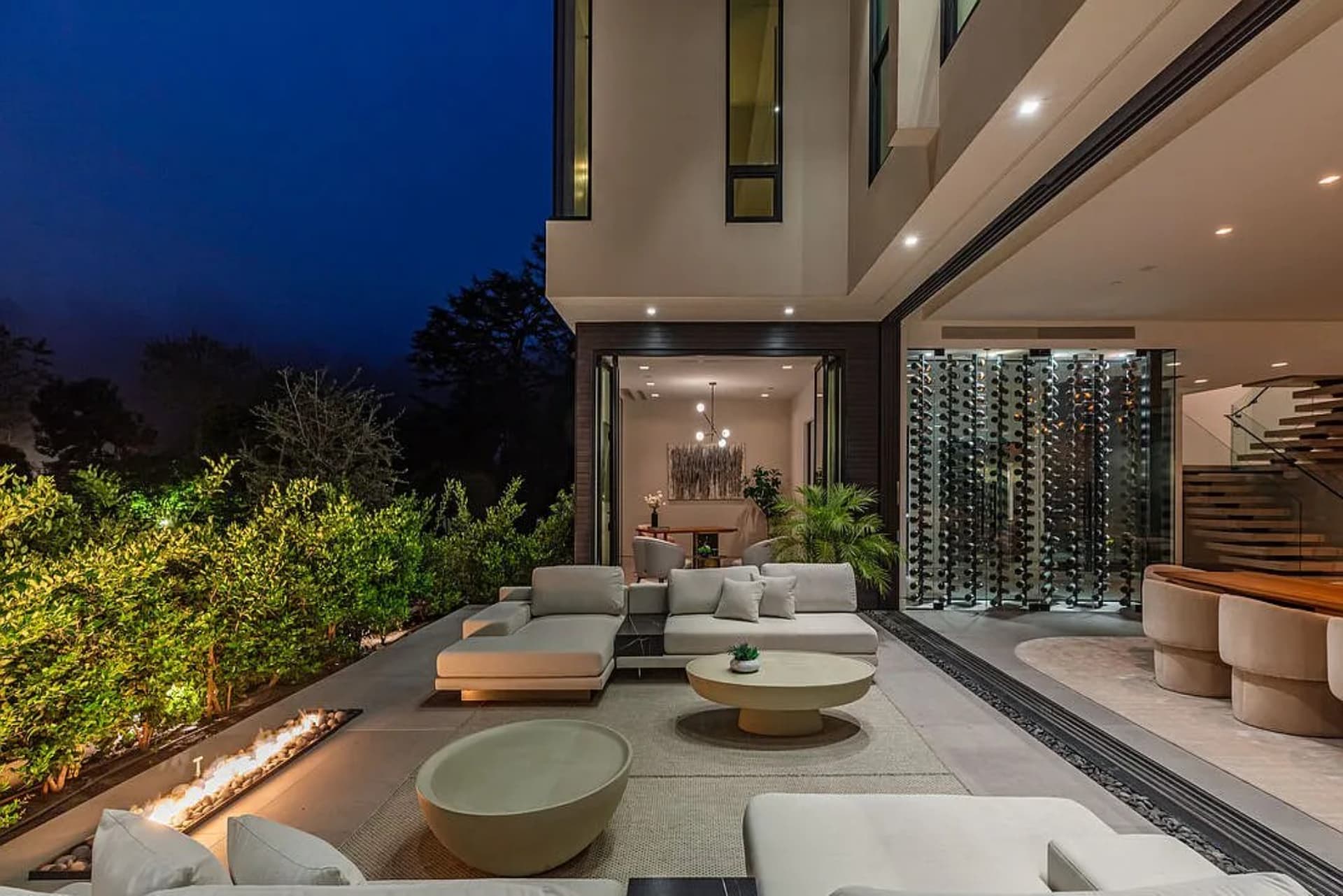 Villa Stone — image 52