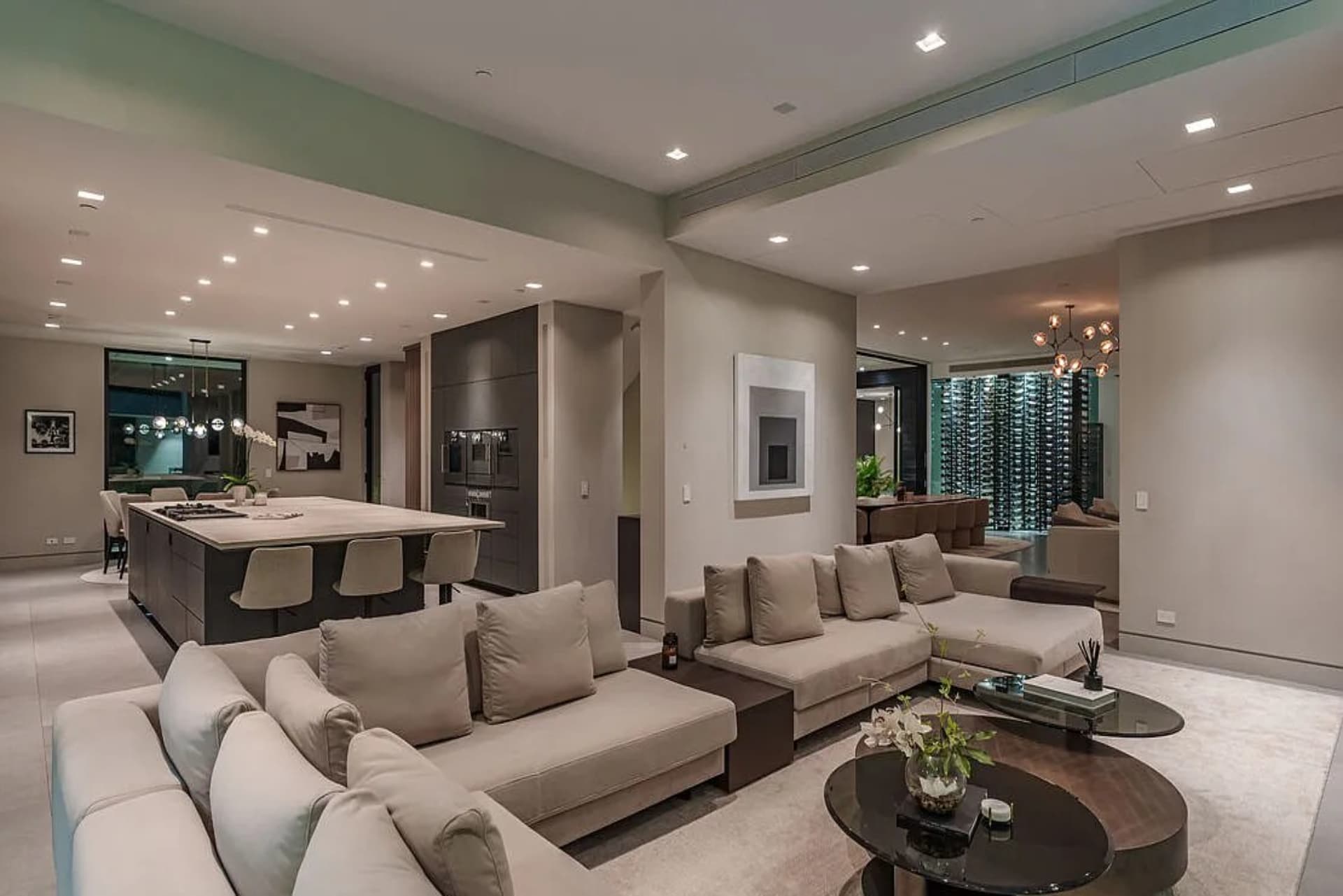 Villa Stone — image 53
