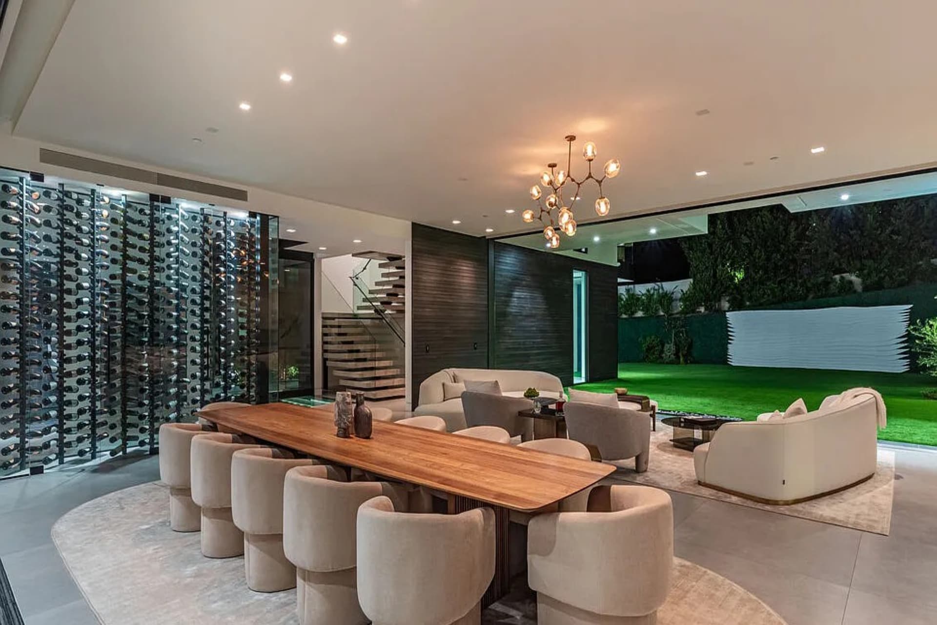 Villa Stone — image 54