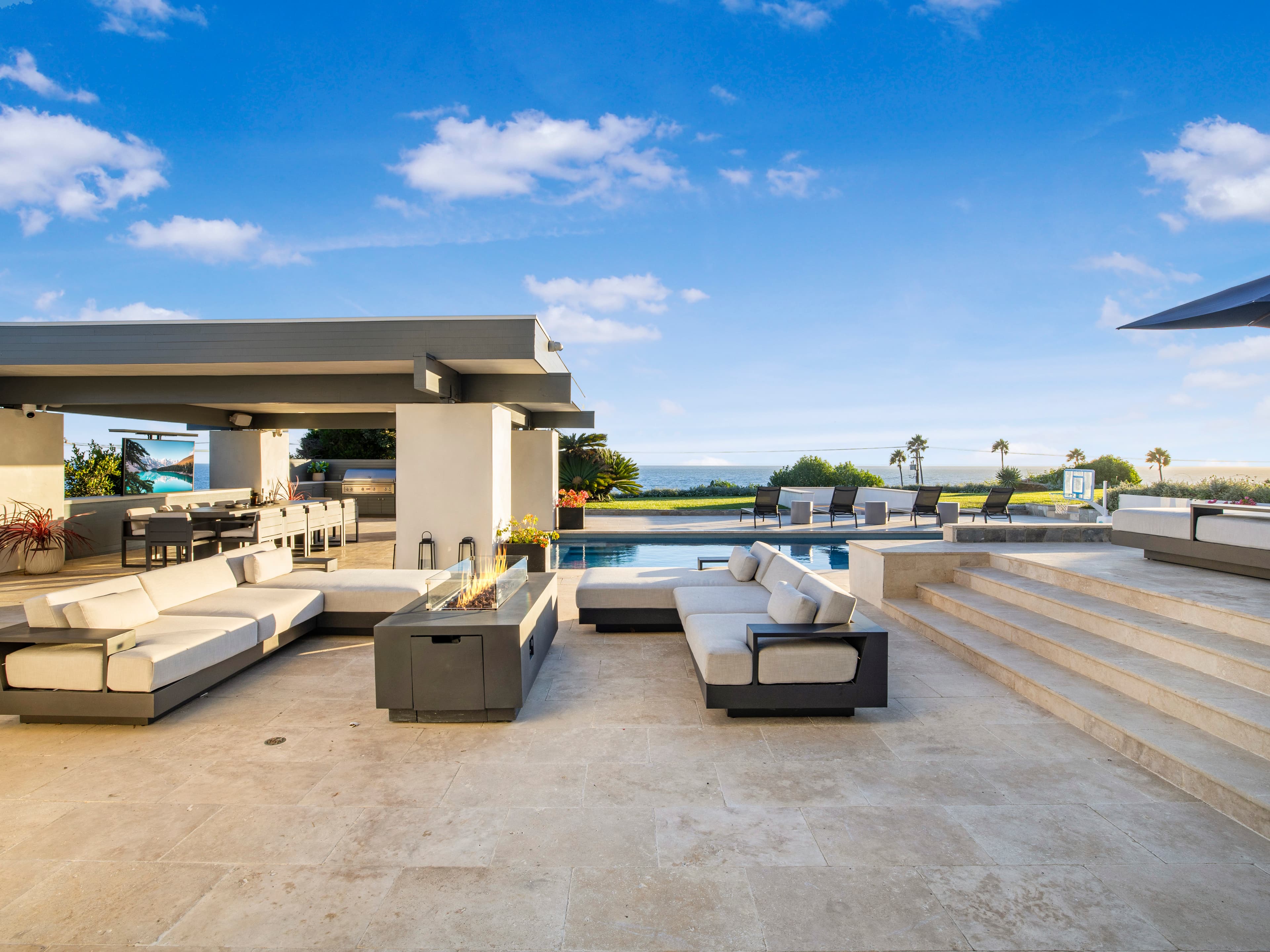 Villa Morning — image 11