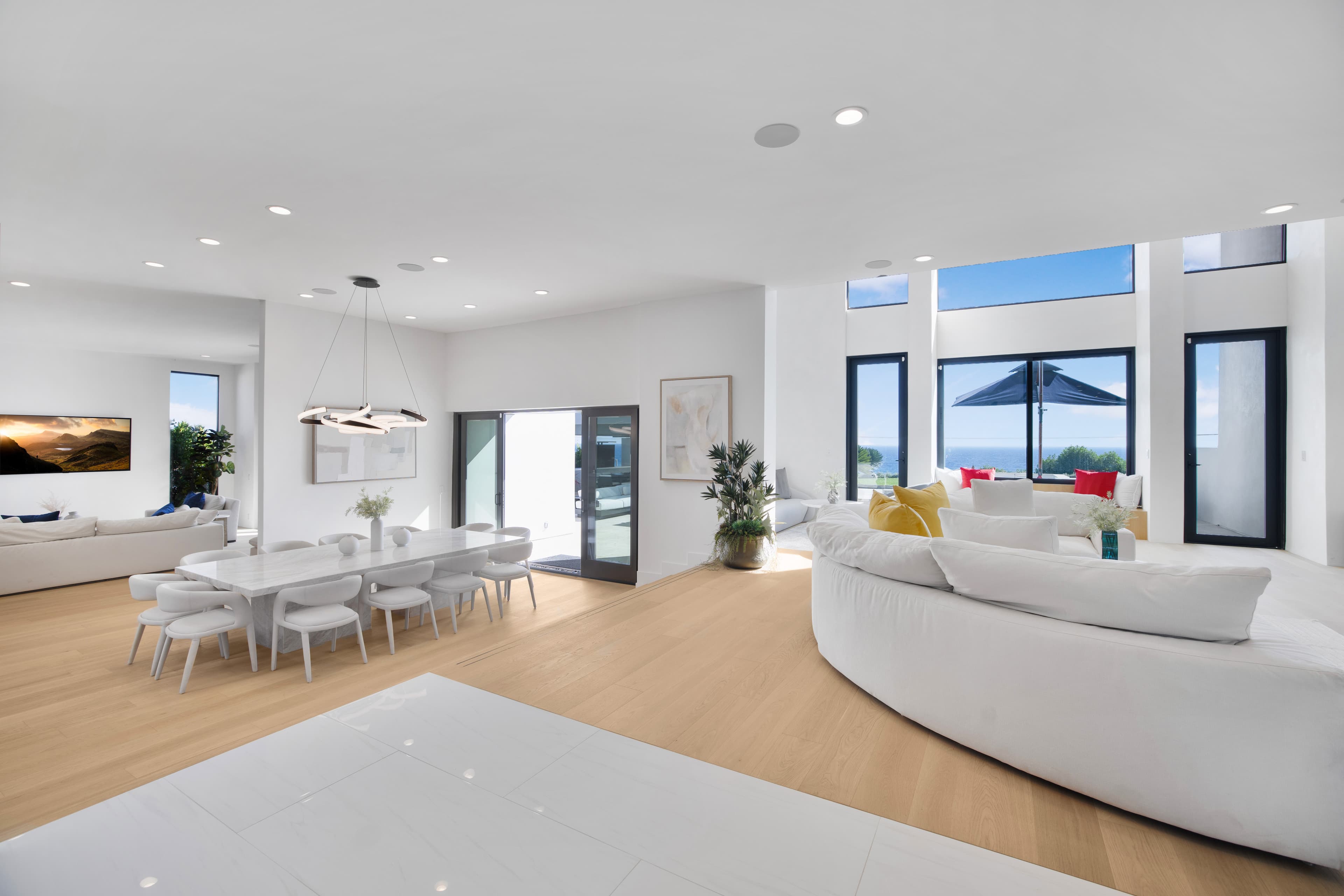 Villa Morning — image 16