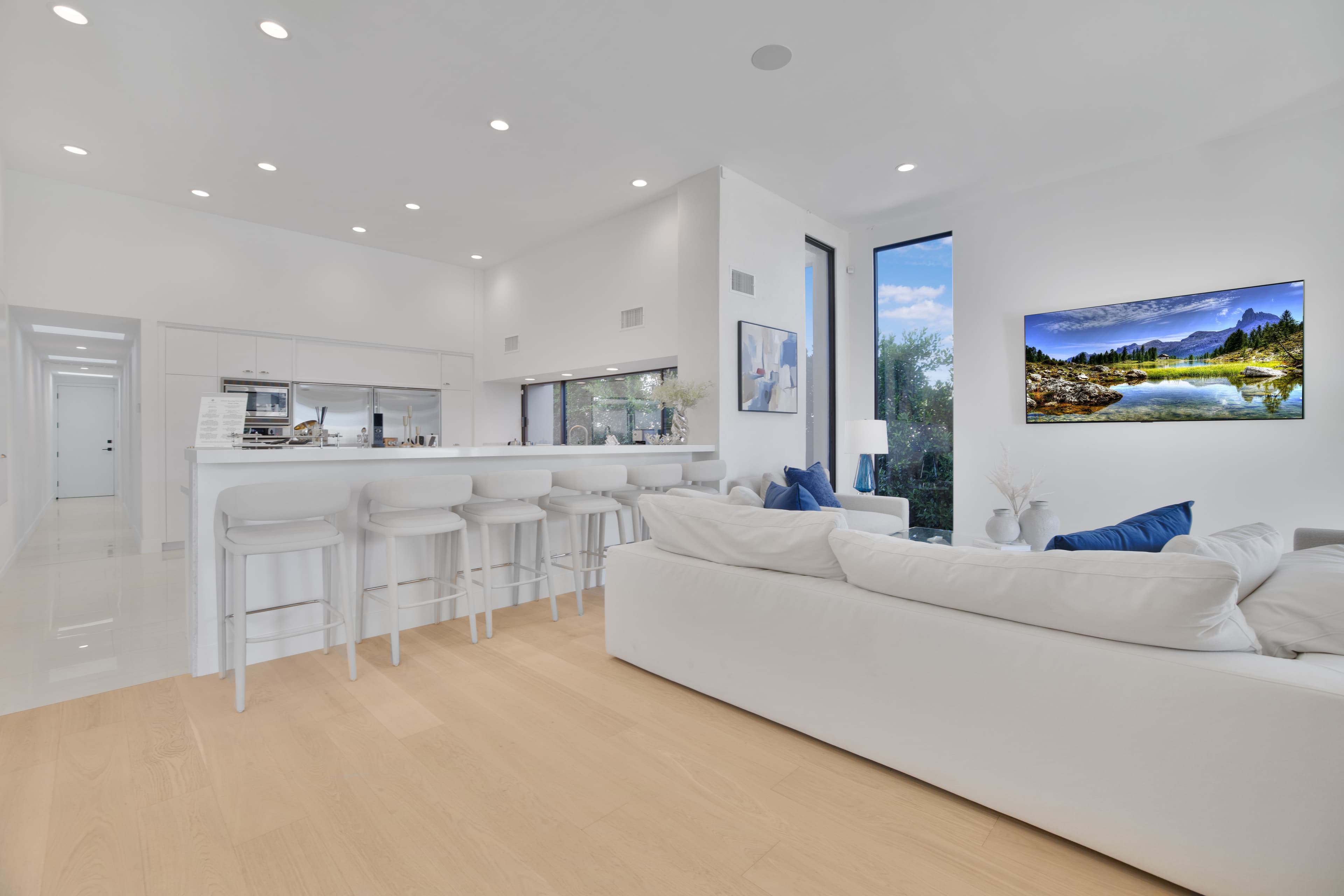 Villa Morning — image 19