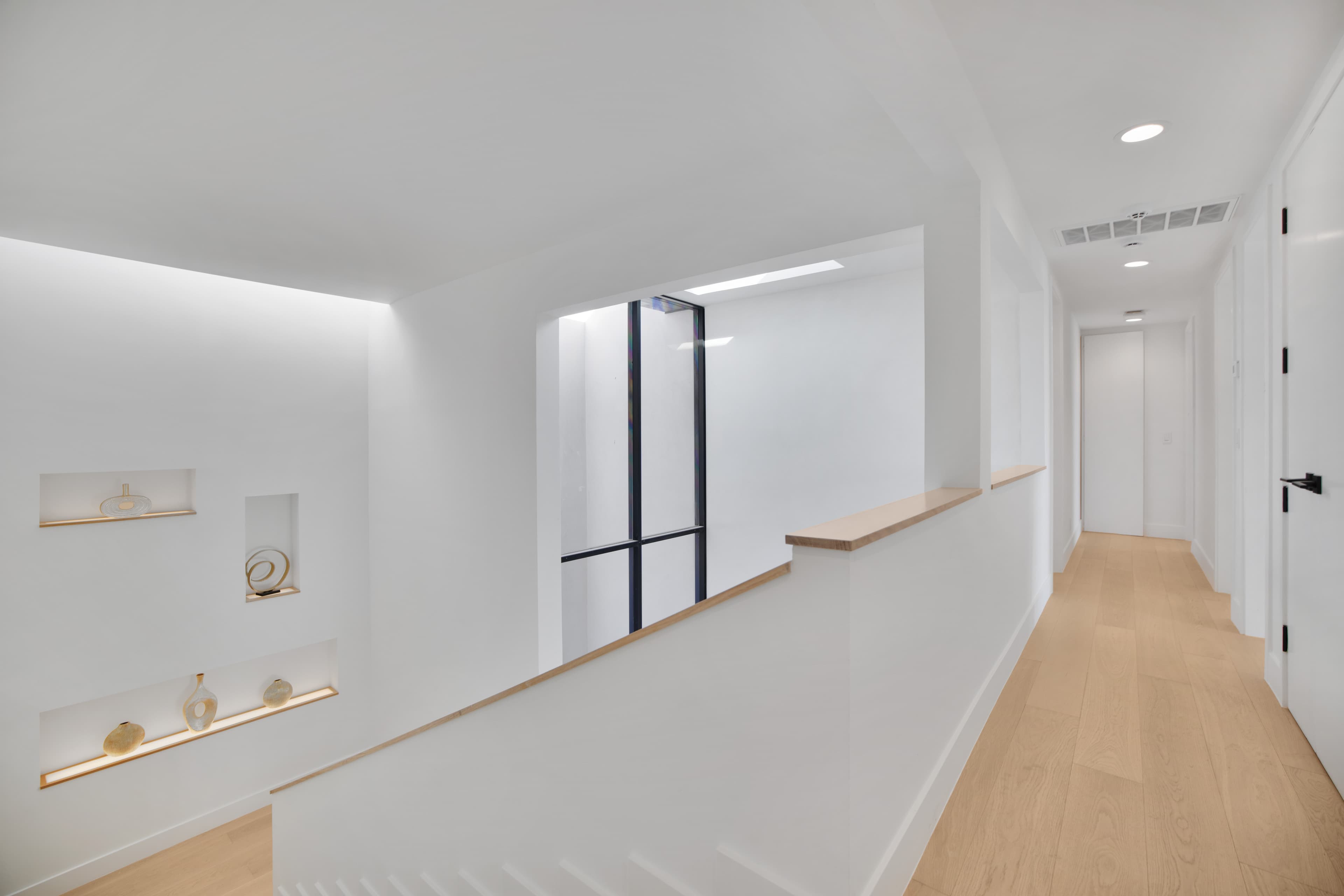 Villa Morning — image 23