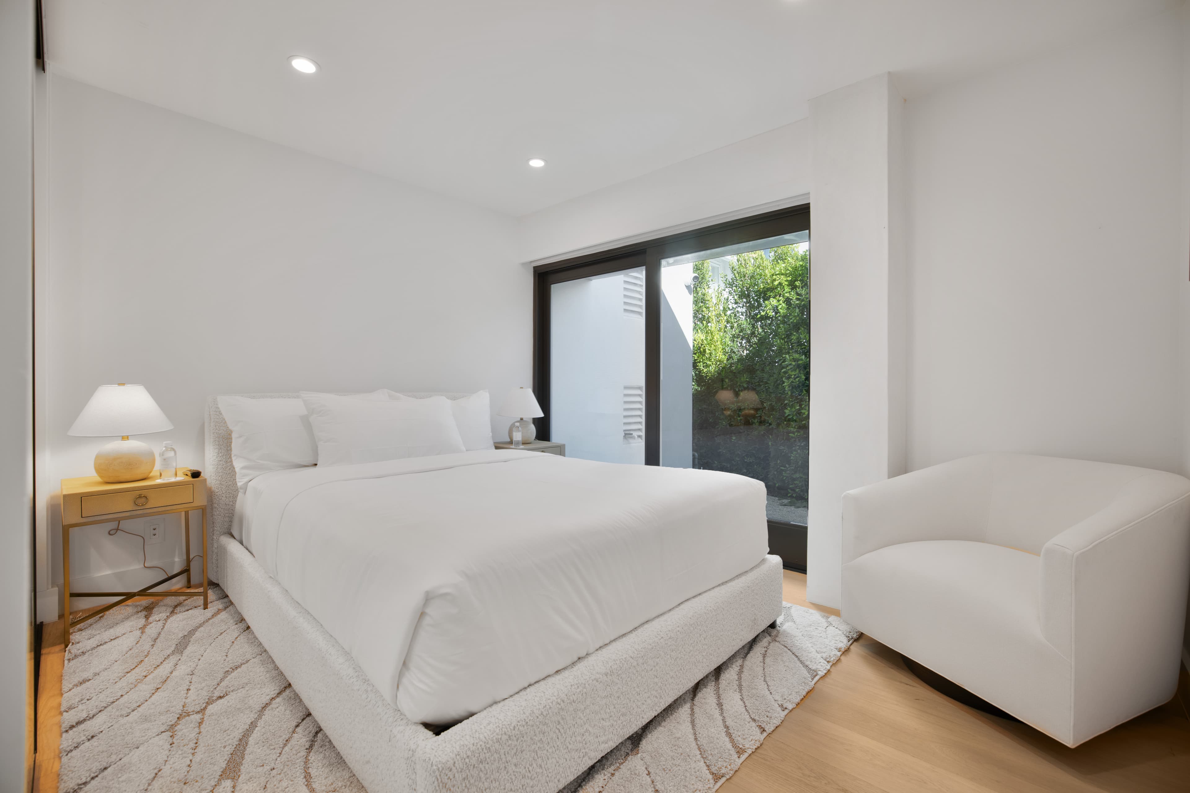 Villa Morning — image 49