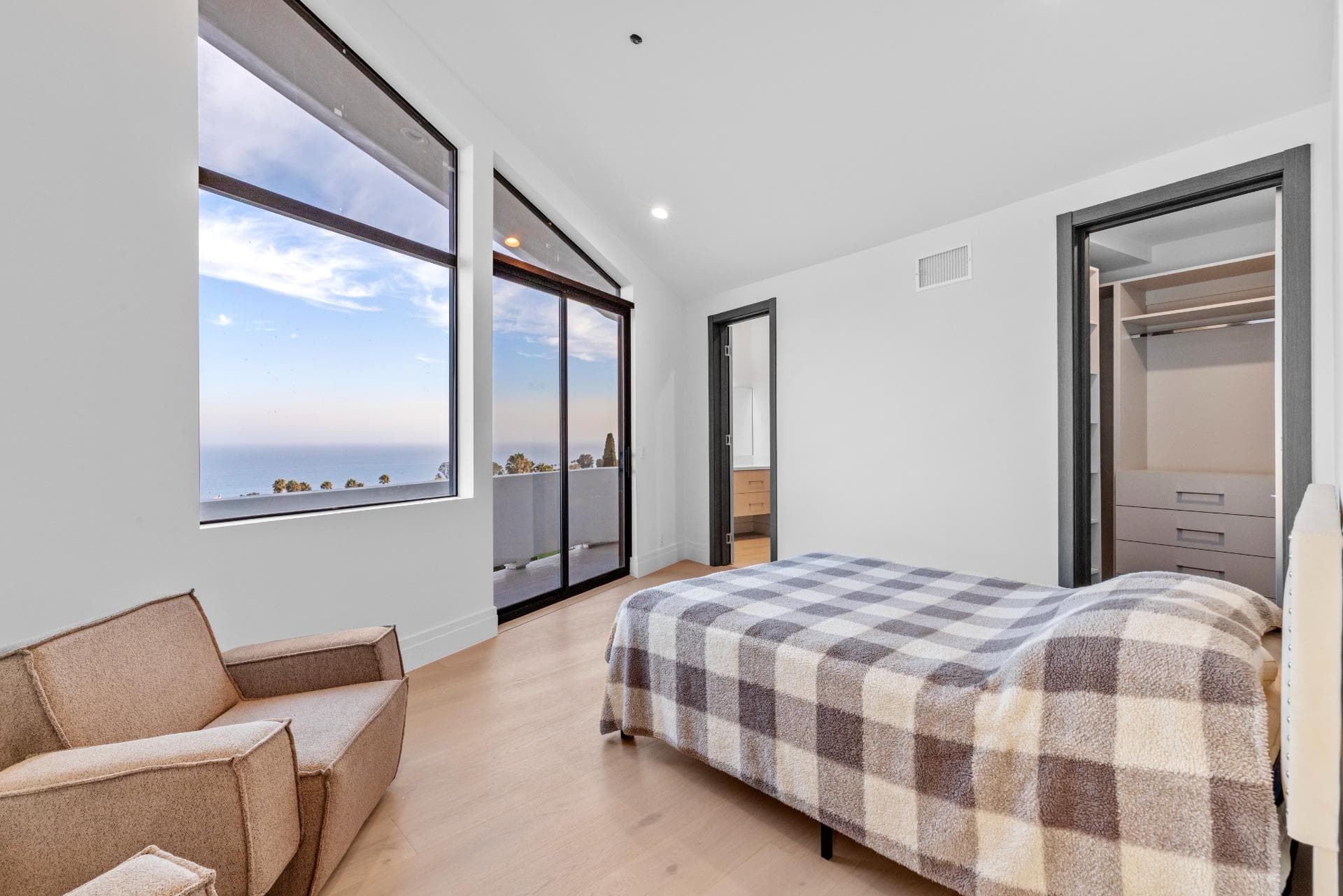 Villa Malibu — image 114