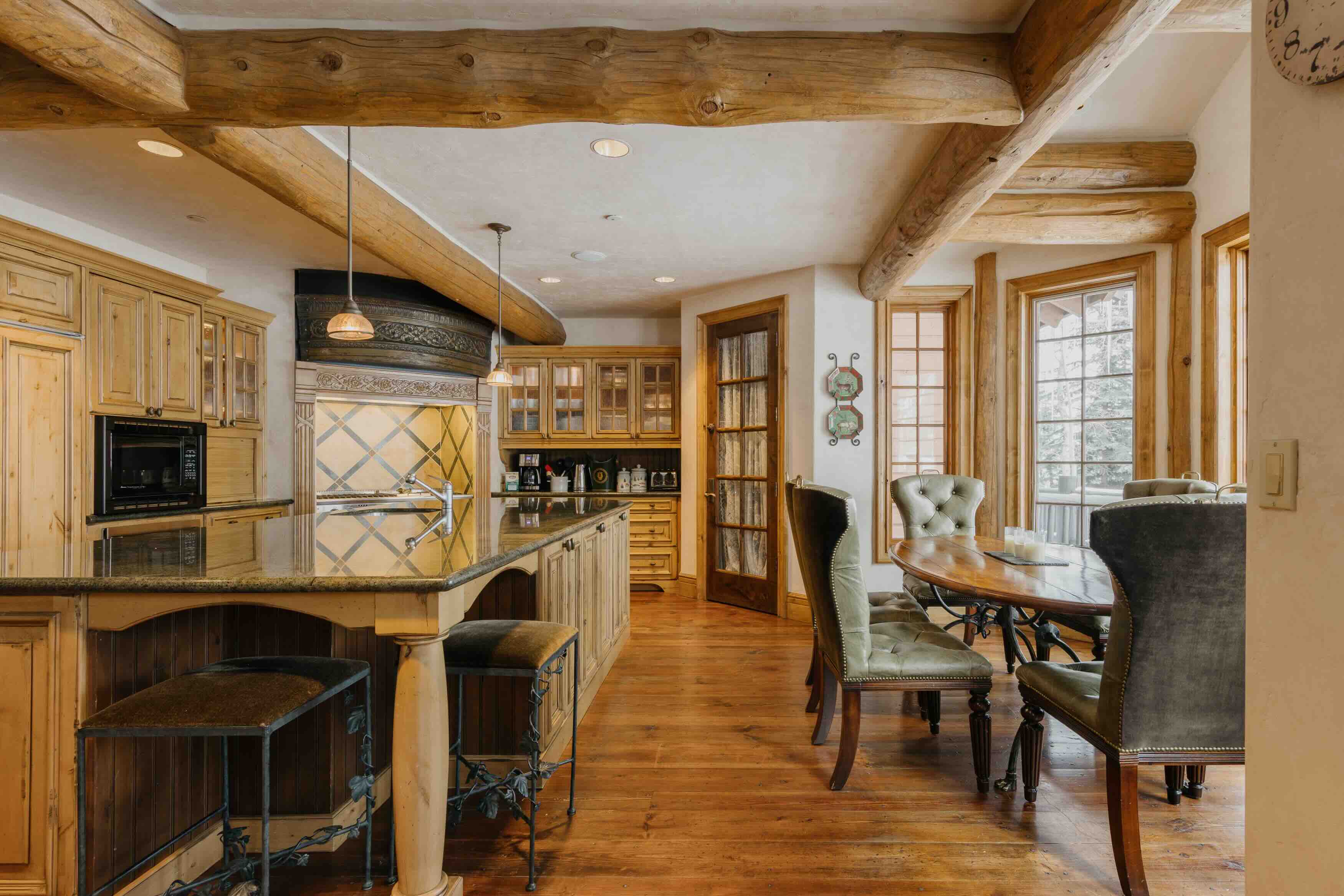Daybreak Lodge at Bachelor Gulch — image 55