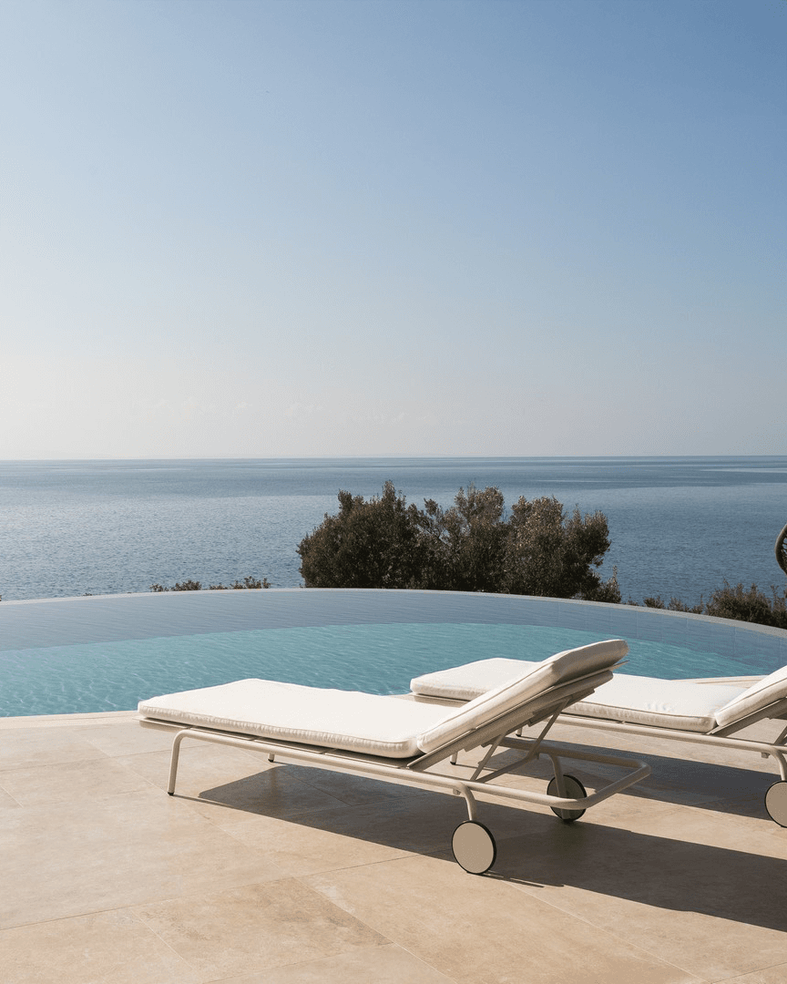 Luxury villa with pool