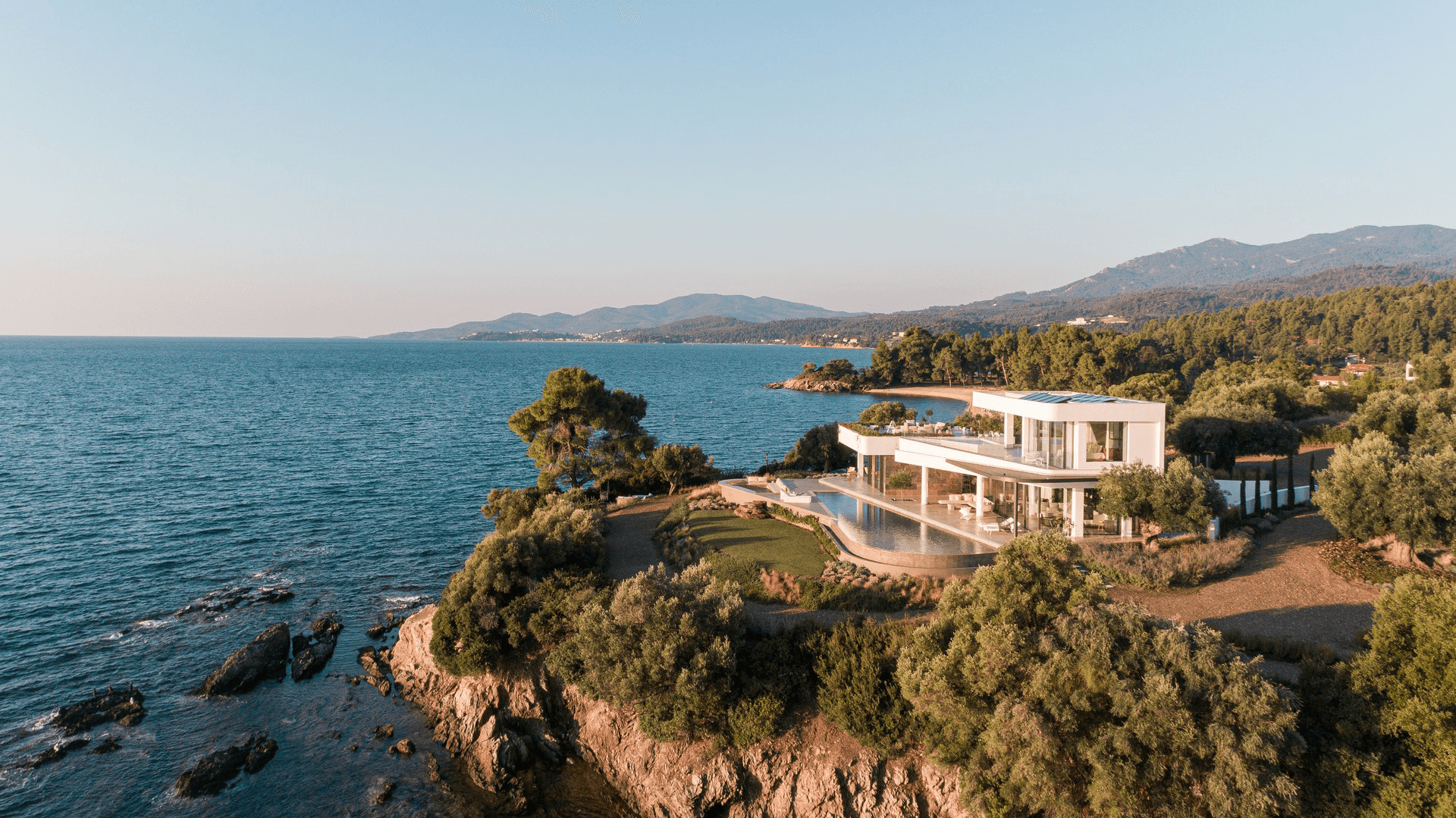 Tucasa-villa-rentals