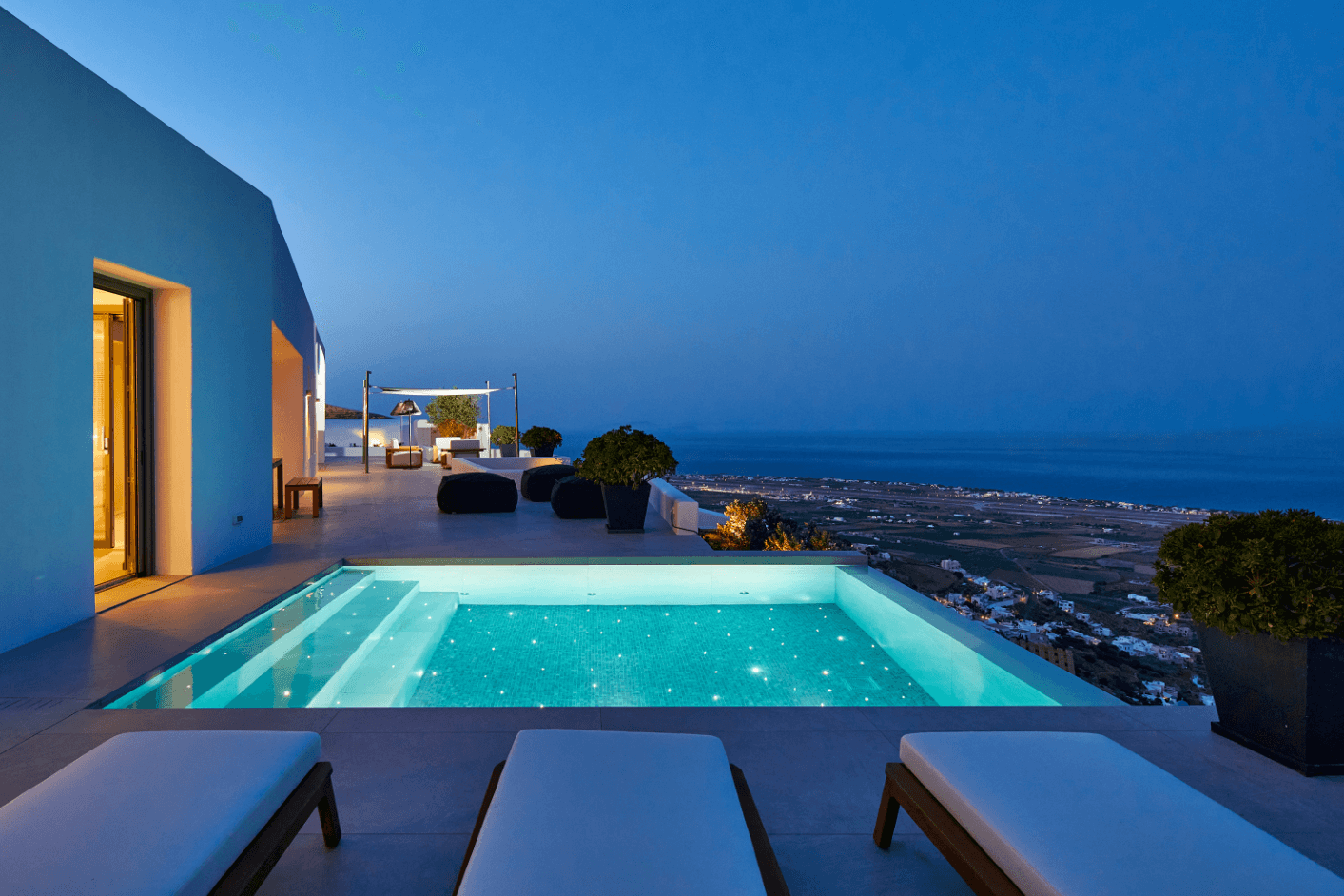Kamini White — Santorini, Greece