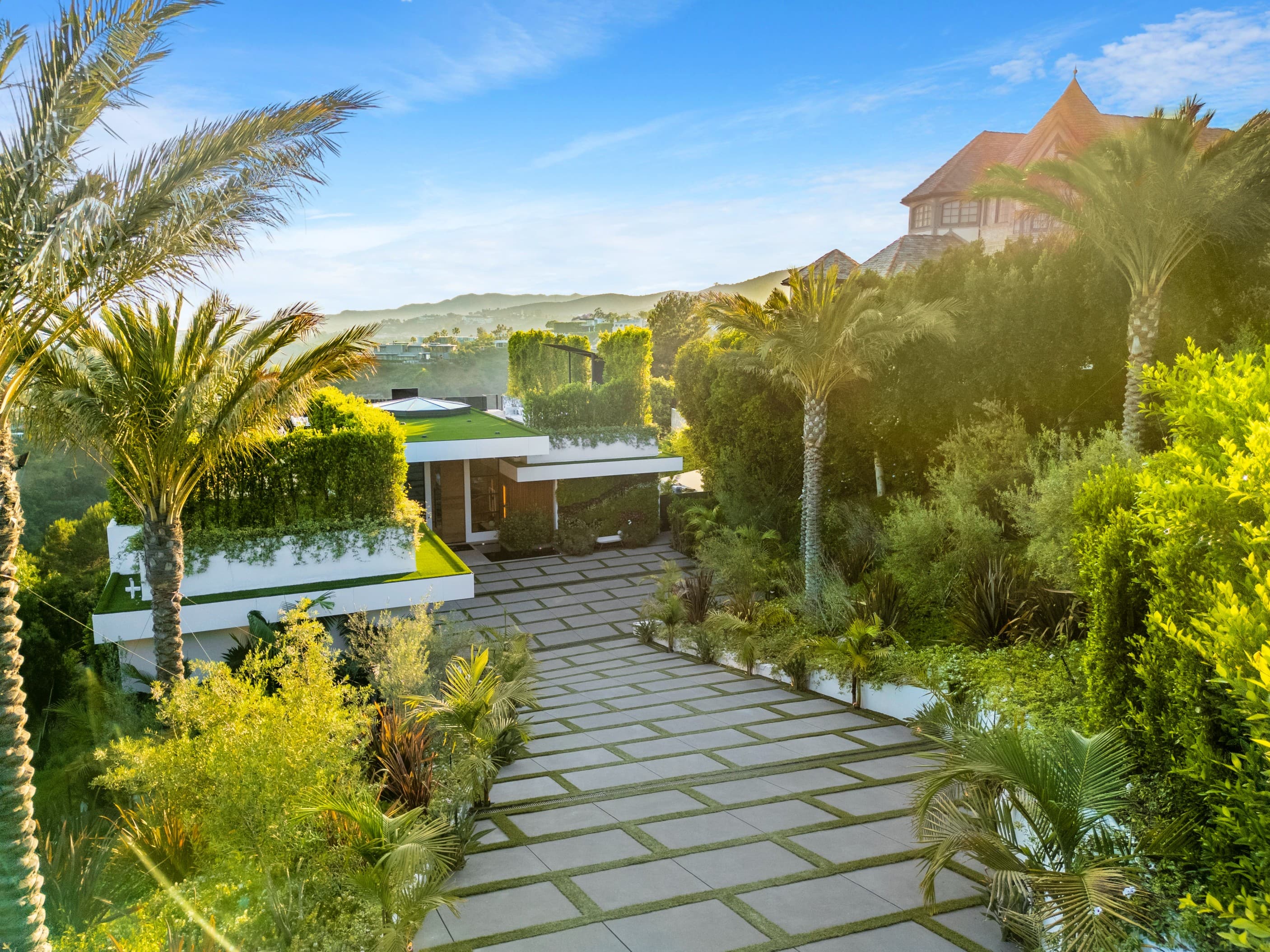 Luxury Villa Rentals in Los Angeles